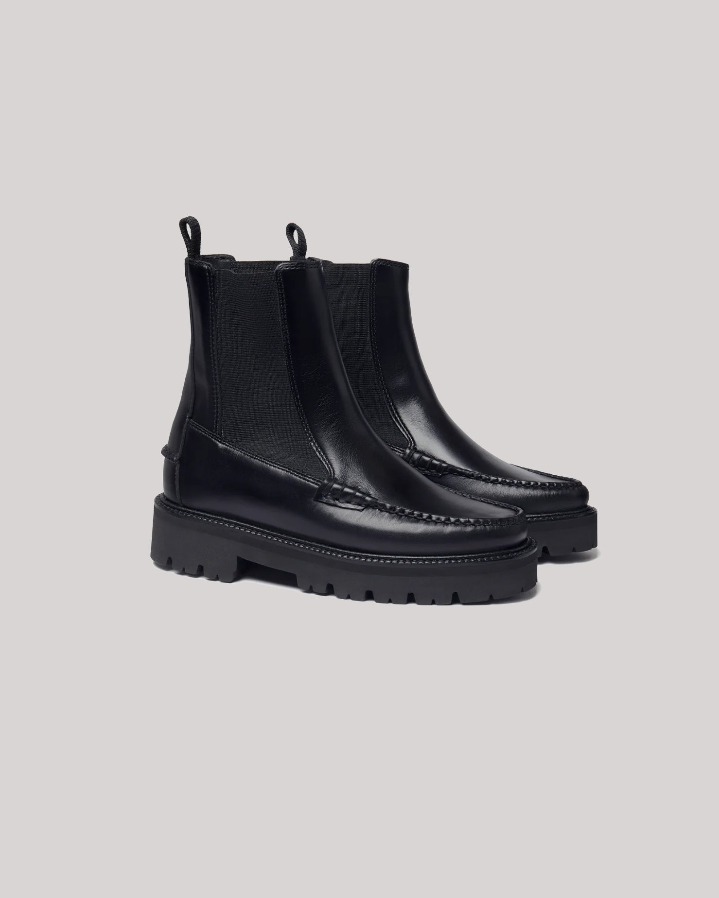 G.H Bass & Co. Weejuns Black Chelsea Boots