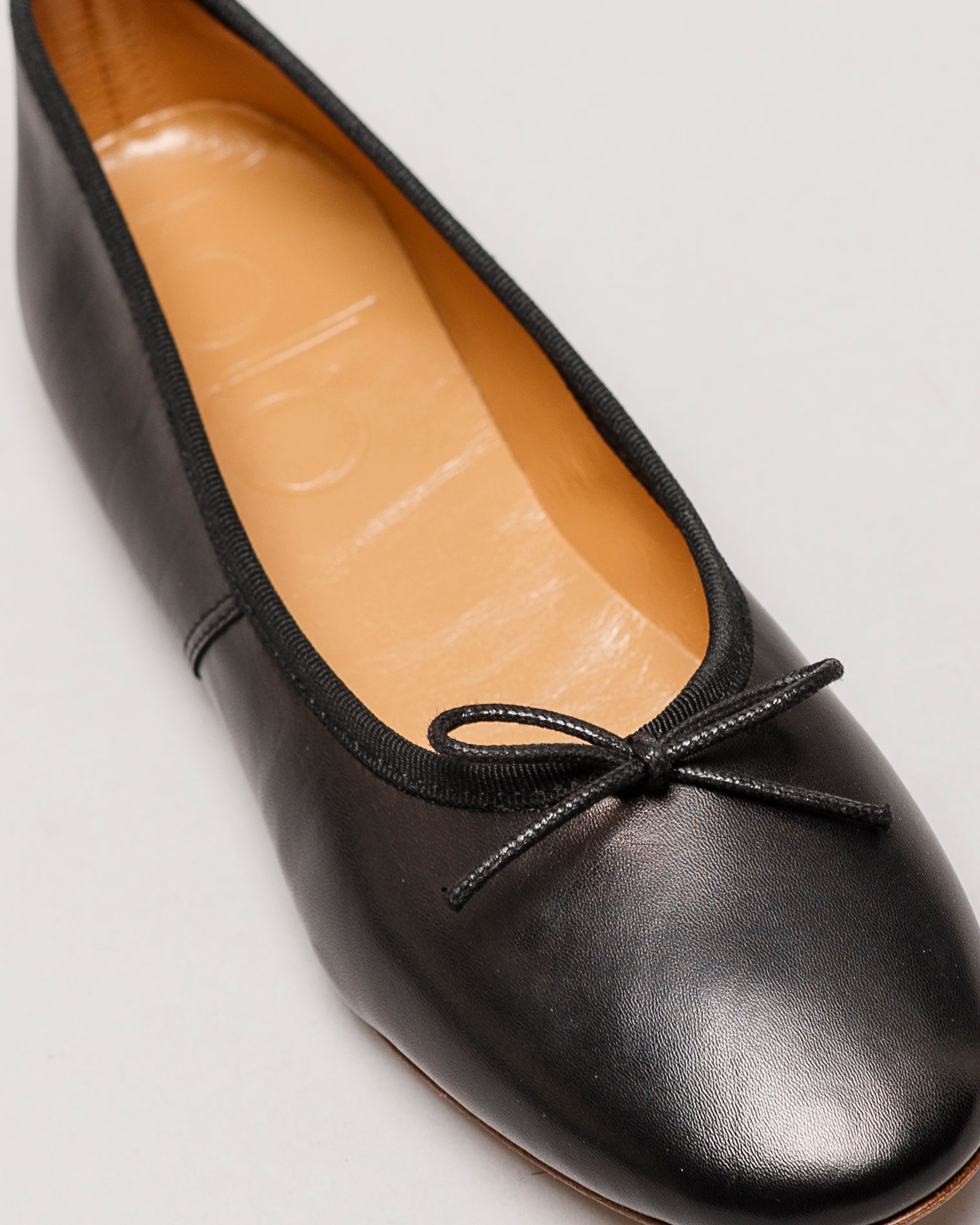 Lolo the Ballerina Black Volcano Ballerina